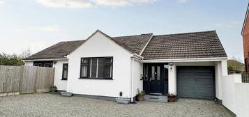 2 bedroom detached bungalow for sale