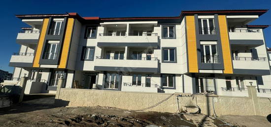 Remax Penta 'dan Dadaşkent 'te 1+1 Kiralık Daire