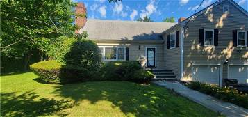 424 Fort Hill Rd, Scarsdale, NY 10583