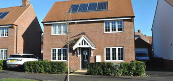 3 bedroom detached house to rent