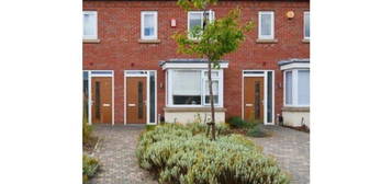 2 bed terraced house to rent