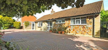 3 bedroom detached bungalow for sale