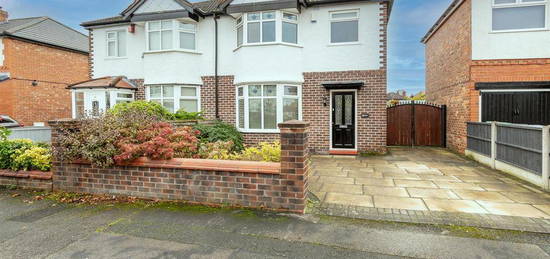 3 bedroom semi-detached house to rent