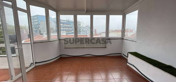 Apartamento T1, para venda, Amadora (venteira)