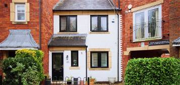 Town house to rent in Stockdale Drive, Great Sankey WA5