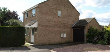 4 bedroom semi-detached house