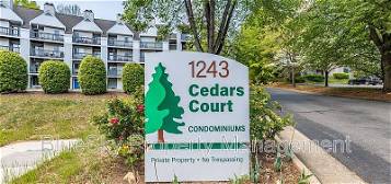 1243 Cedars Ct APT B3, Charlottesville, VA 22903