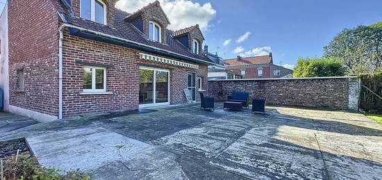 Maison 2 étages  à vendre, 5 pièces, 4 chambres, 170 m²