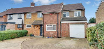 5 bedroom semi-detached house for sale