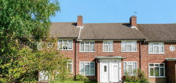 Maisonette for sale in Elms Lane, Wembley HA0