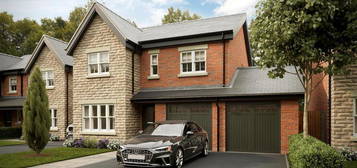 5 bedroom detached house