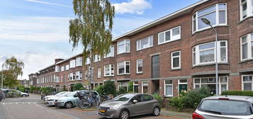 van Naeltwijckstraat 42