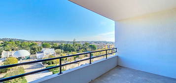 Appartement Les Angles 2 pièce(s) 52 m2-TERRASSE-PARKING PRIVE