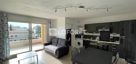 PORT-FREJUS LOCATION APPARTEMENT T3 MEUBLE GARAGE