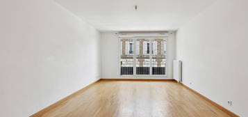 Appartement  à vendre, 3 pièces, 2 chambres, 57 m²