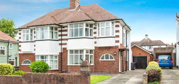 3 bed semi-detached house for sale