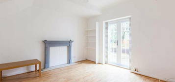 1 bedroom ground floor flat