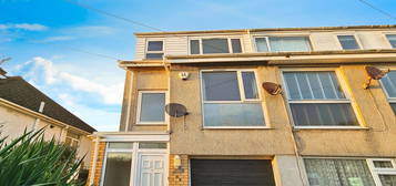 Property to rent in West End Avenue, Nottage, Porthcawl CF36