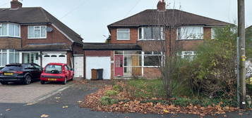 3 bed semi-detached house for sale