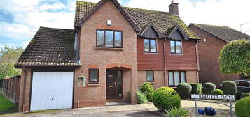 4 bed detached house for sale