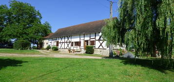 Magnifique maison à pan de bois rénovée au coeur de la Sologne Bourbonnaise