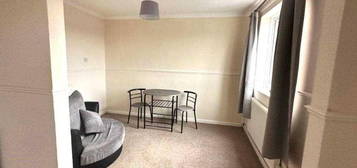 3 bedroom maisonette to rent