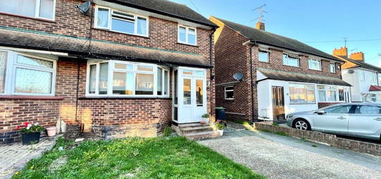 Semi-detached house to rent in Richmond Drive, Westcliff-On-Sea SS0