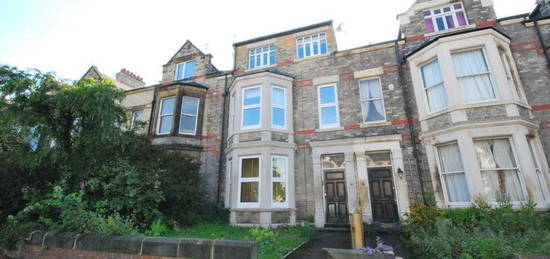 9 bedroom terraced house