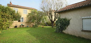 Maison Prayssac 4 pièce(s) 105m2