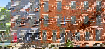 1516 Catharine St Apt 3, Philadelphia, PA 19146