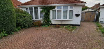 2 bedroom detached house for sale