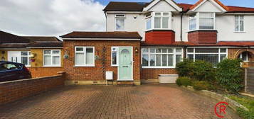 5 bedroom semi-detached house for sale