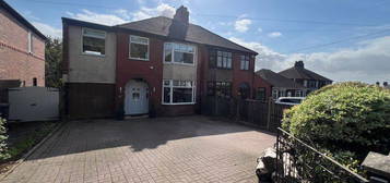 4 bed semi-detached house for sale