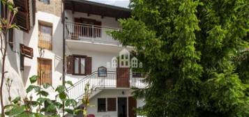 Casa indipendente in vendita in frazione Villafranca s.n.c