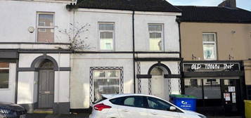 Terraced house for sale