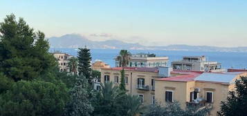 Trilocale corso Vittorio Emanuele, Piazza Amedeo - Parco Margherita, Napoli