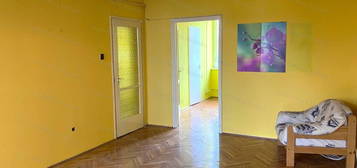 Kiadó téglalakás, albérlet, Szolnokon 95 E Ft / hó, 2 szobás