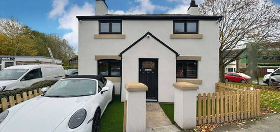 3 bed detached house for sale