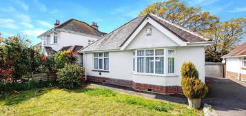 2 bed bungalow for sale