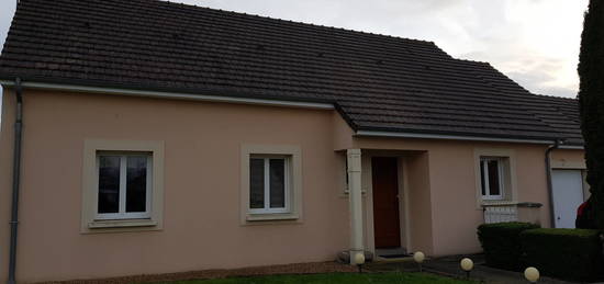 LOCATION - JUIGNE SUR SARTHE - MAISON