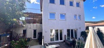 Maison 8 pièces 189 m²