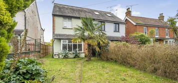 3 bed semi-detached house for sale