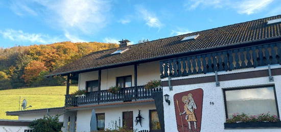 Idyllische Landhauswohnung in Diemelsee-Heringhsn.