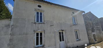 Maison de village 1 étage  à vendre, 4 pièces, 3 chambres, 147 m²