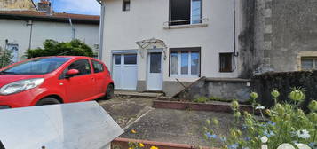 Maison de village 2 étages  à vendre, 3 pièces, 2 chambres, 72 m²