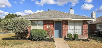 2401 Carnation Ct, College Station, TX 77840