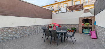 Casa adosada en venta en Rodriguez de la Fuente, Cijuela