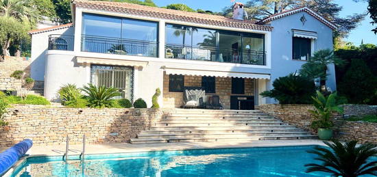 CANNES BASSE CALIFORNIE VILLA T6 INDIVIDUELLE 405M2VUE MER C