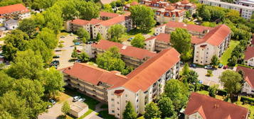 Merseburg - Fliegerstädtchen:  absolut ruhige 2-Zimmer-Wohnung mit Lift, Balkon und Stellplatz