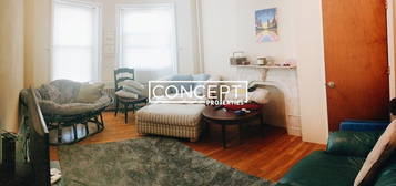 88 Hammond St Unit 8D, Boston, MA 02120